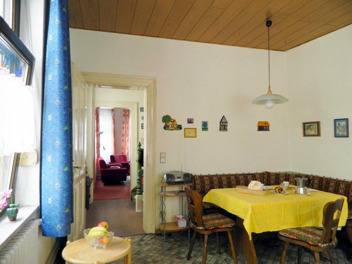 Ferienwohnung Burgblick Трабен-Трарбах Екстериор снимка