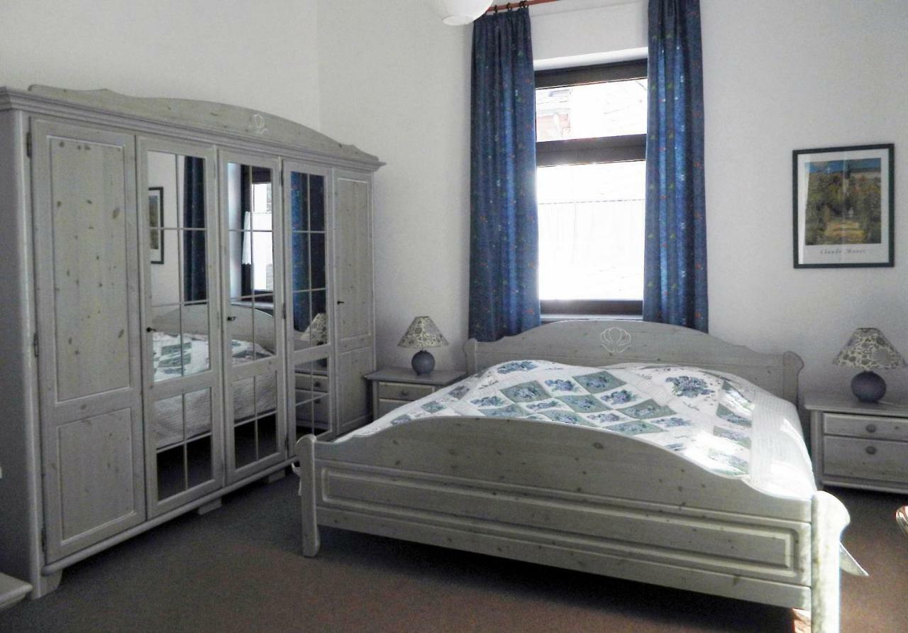 Ferienwohnung Burgblick Трабен-Трарбах Екстериор снимка