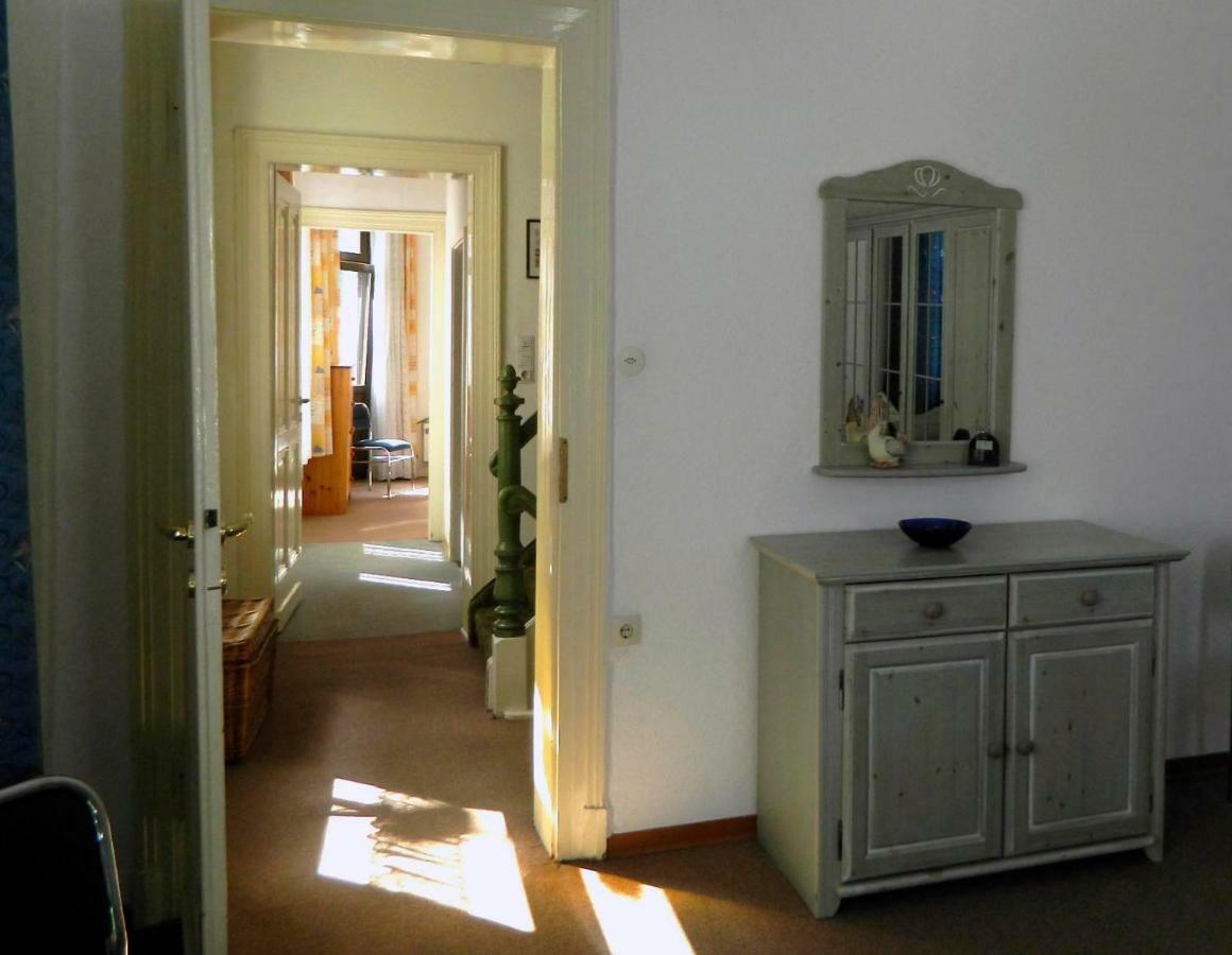 Ferienwohnung Burgblick Трабен-Трарбах Екстериор снимка
