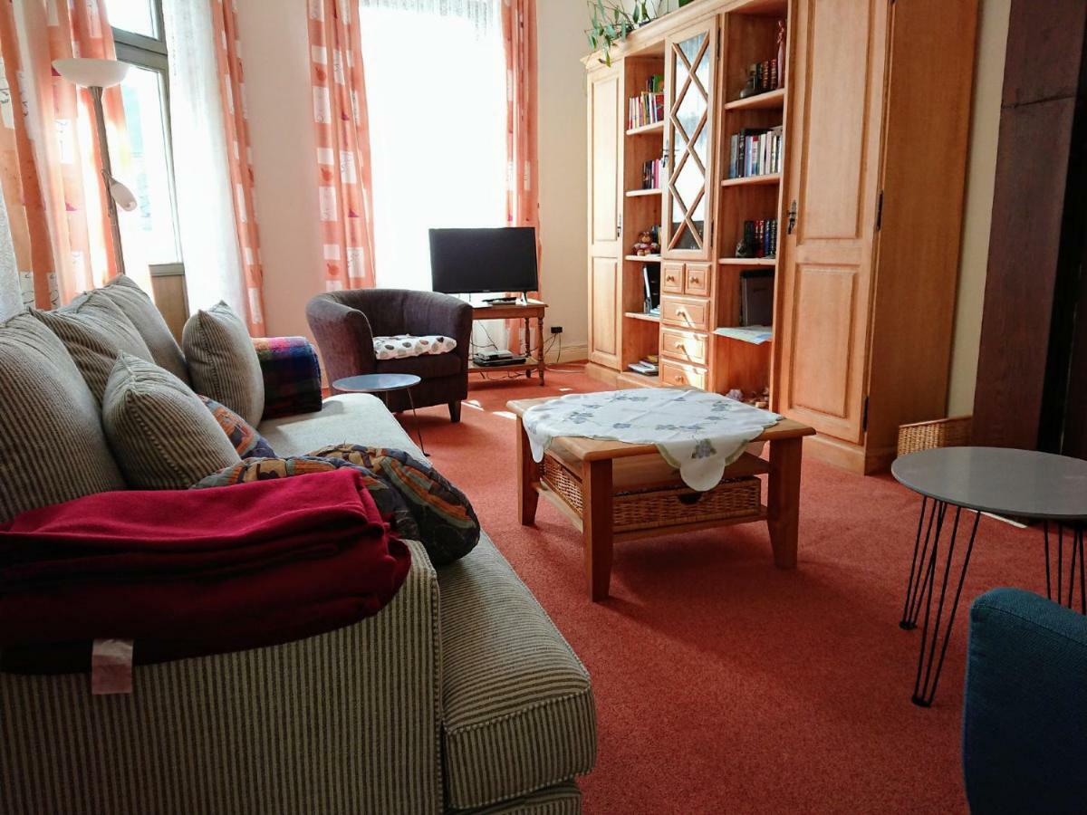 Ferienwohnung Burgblick Трабен-Трарбах Екстериор снимка